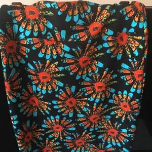 LulaRoe Cassie Skirt